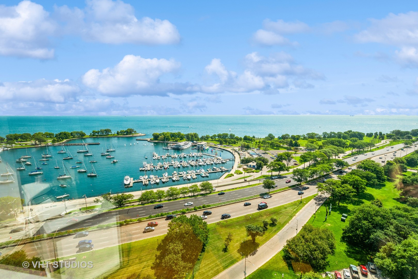 3180 N LAKE SHORE Drive Unit: 19D