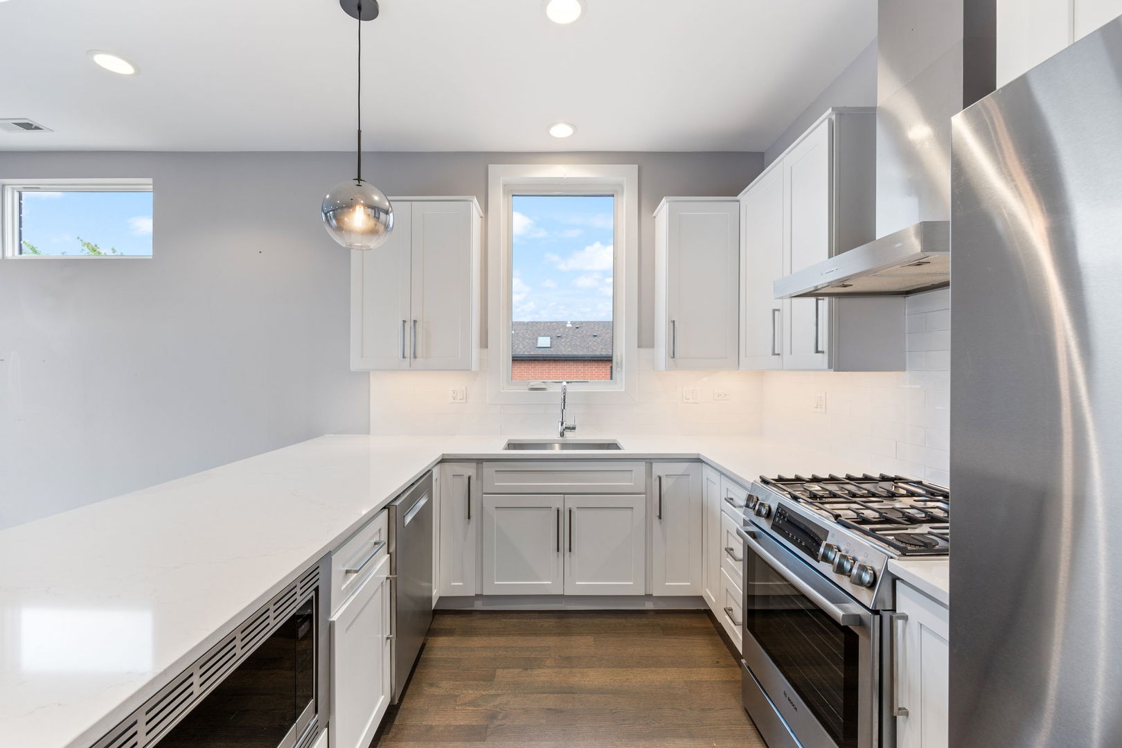 1540 N Campbell Avenue Unit: 3