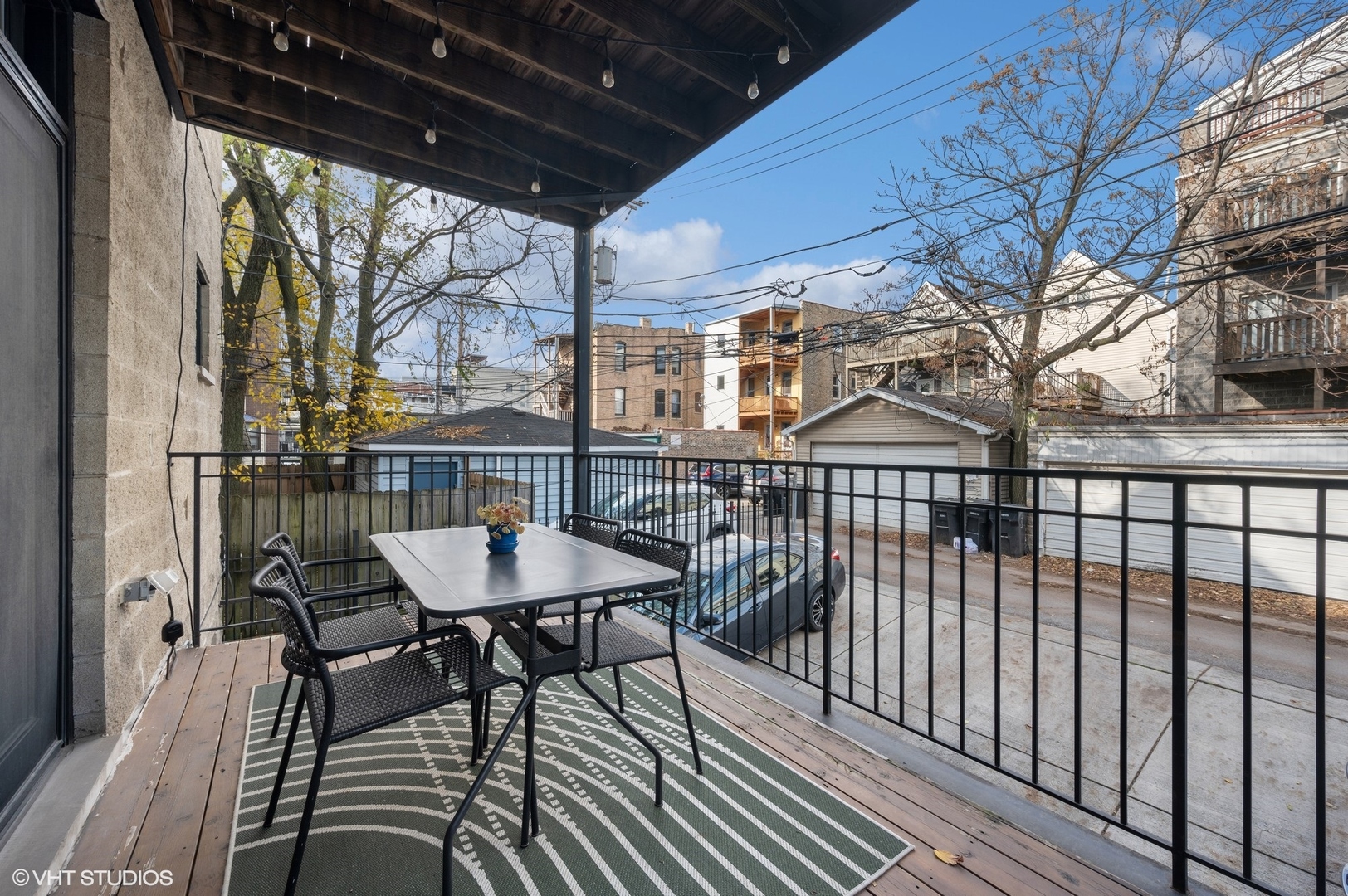 920 W Barry Avenue Unit: 2