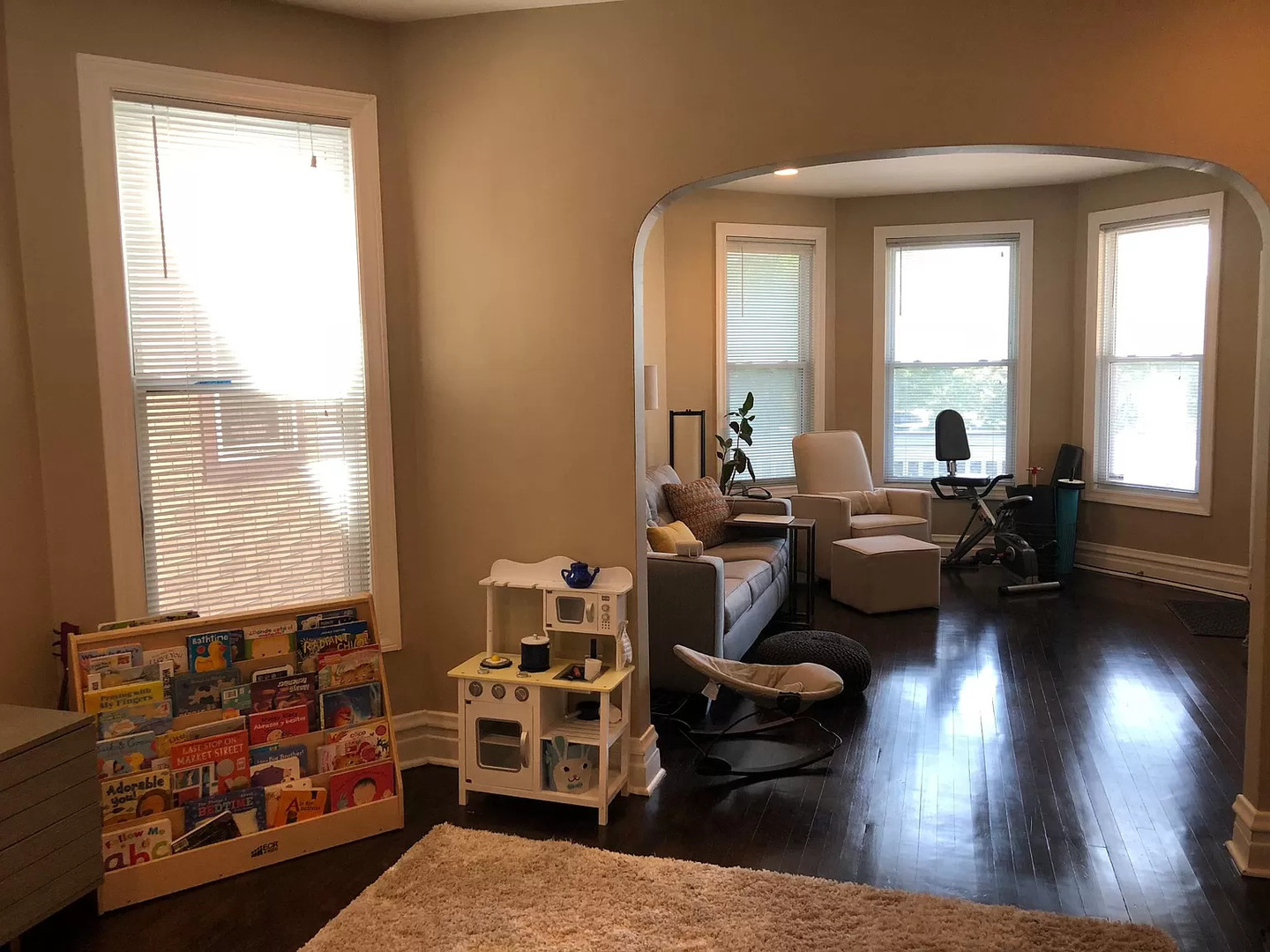 2870 W Henderson Street Unit: 1