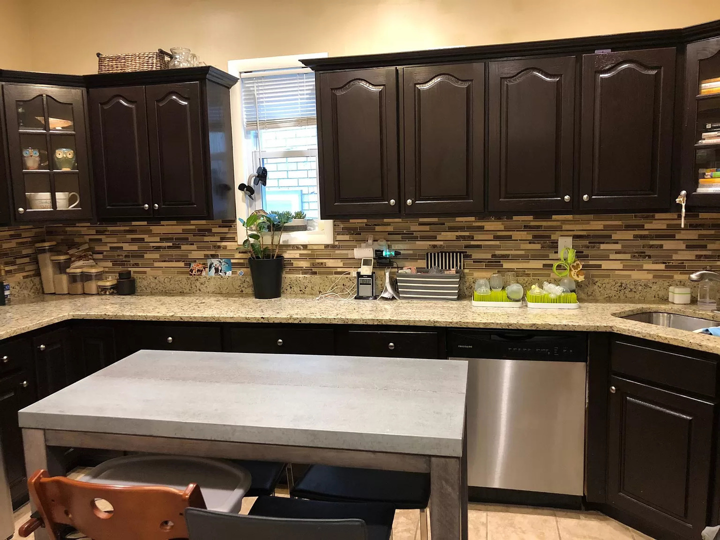 2870 W Henderson Street Unit: 1