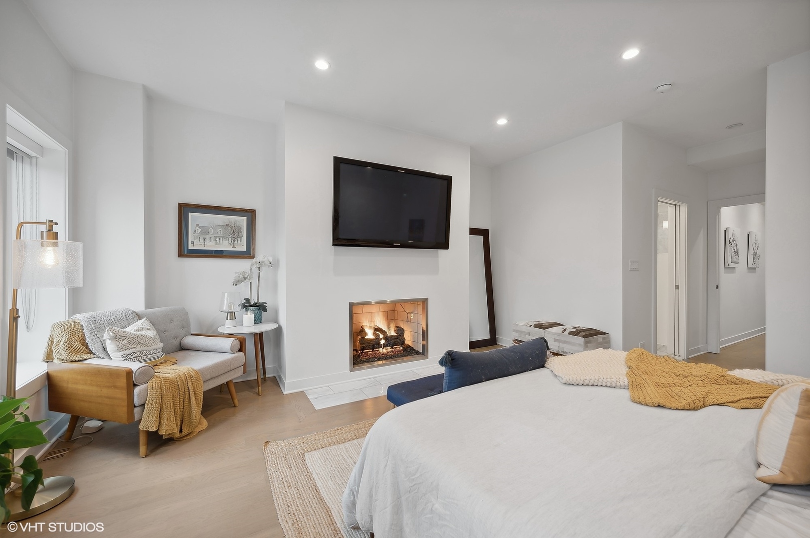 321 W Webster Avenue Unit: 2