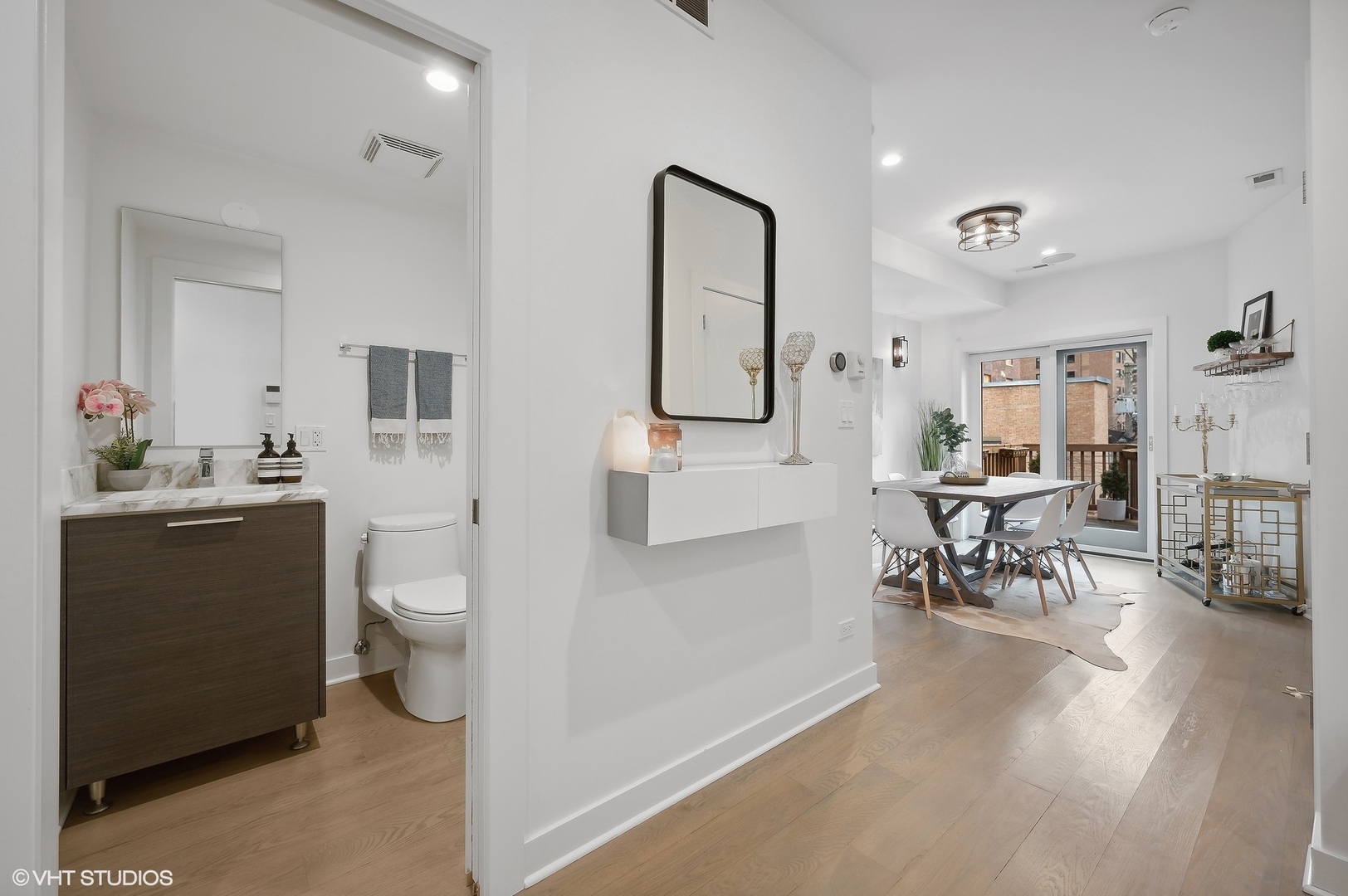 321 W Webster Avenue Unit: 2