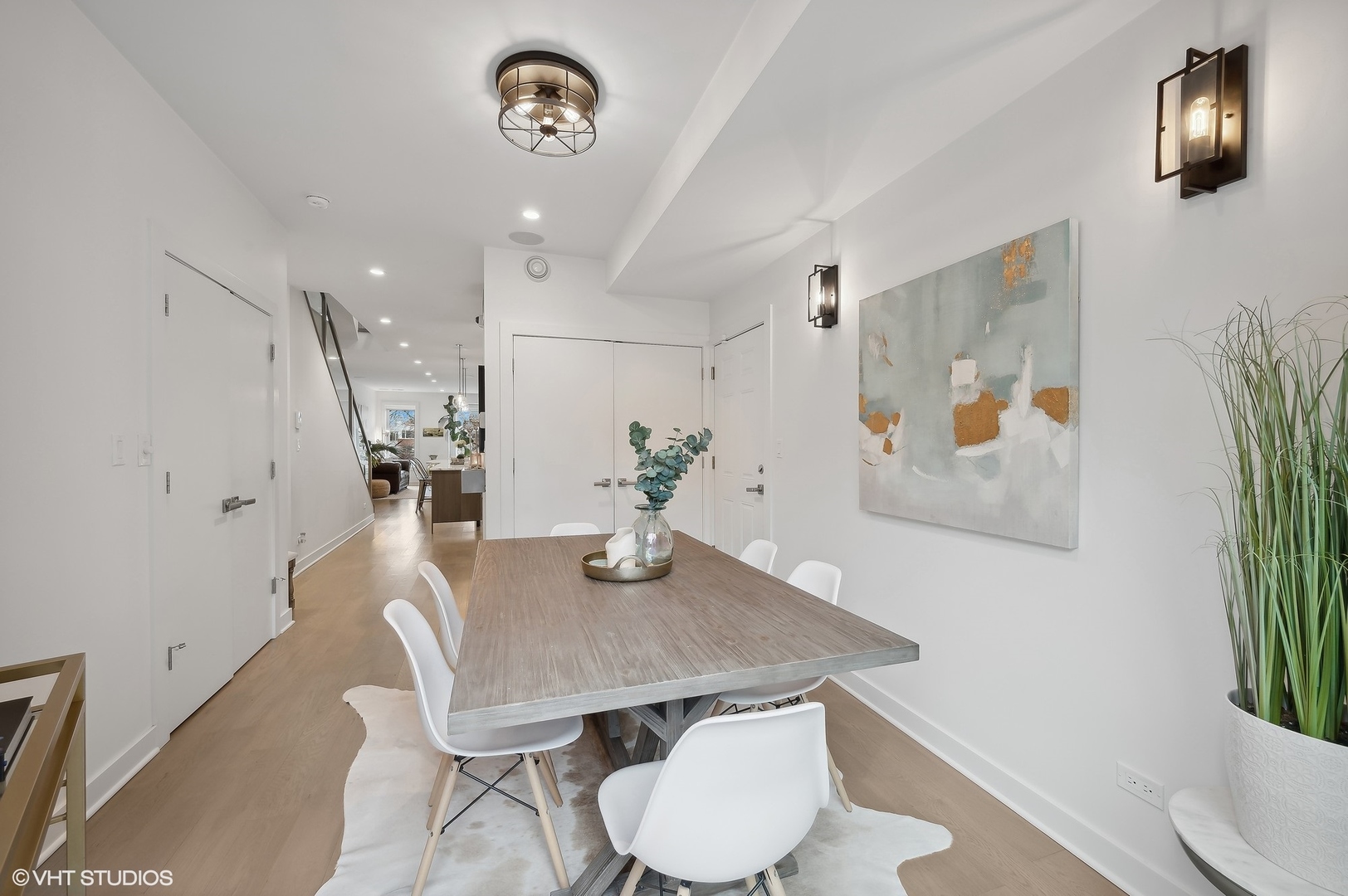 321 W Webster Avenue Unit: 2