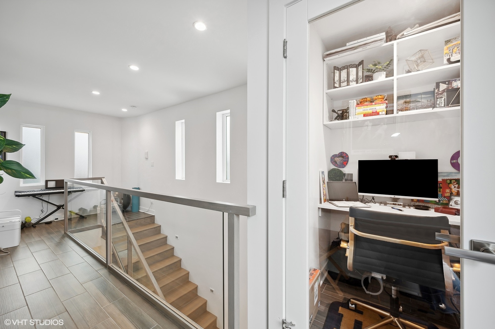 321 W Webster Avenue Unit: 2