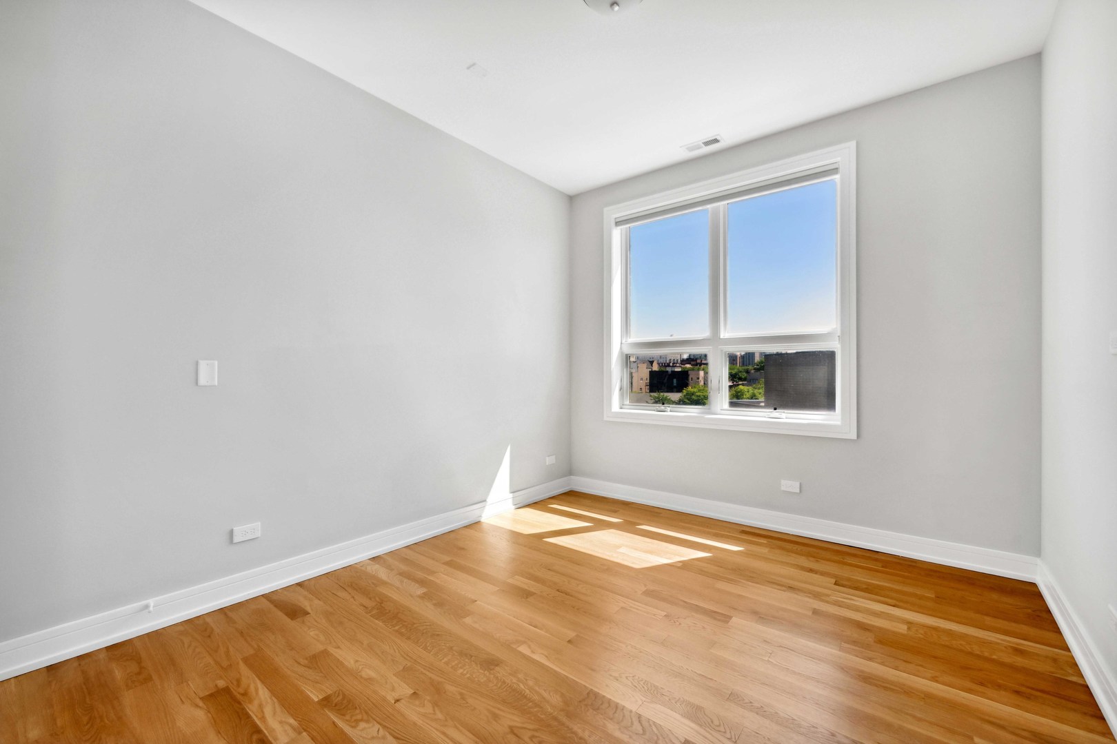 1317 N Larrabee Street Unit: 401