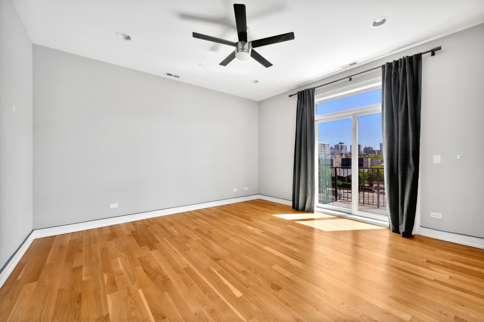 1317 N Larrabee Street Unit: 401