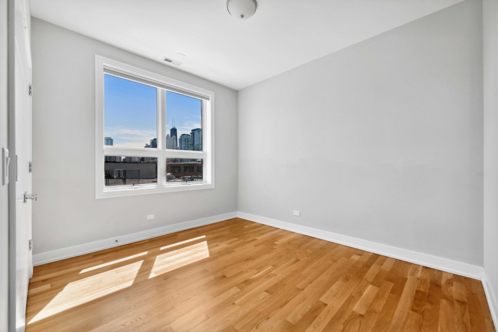 1317 N Larrabee Street Unit: 401