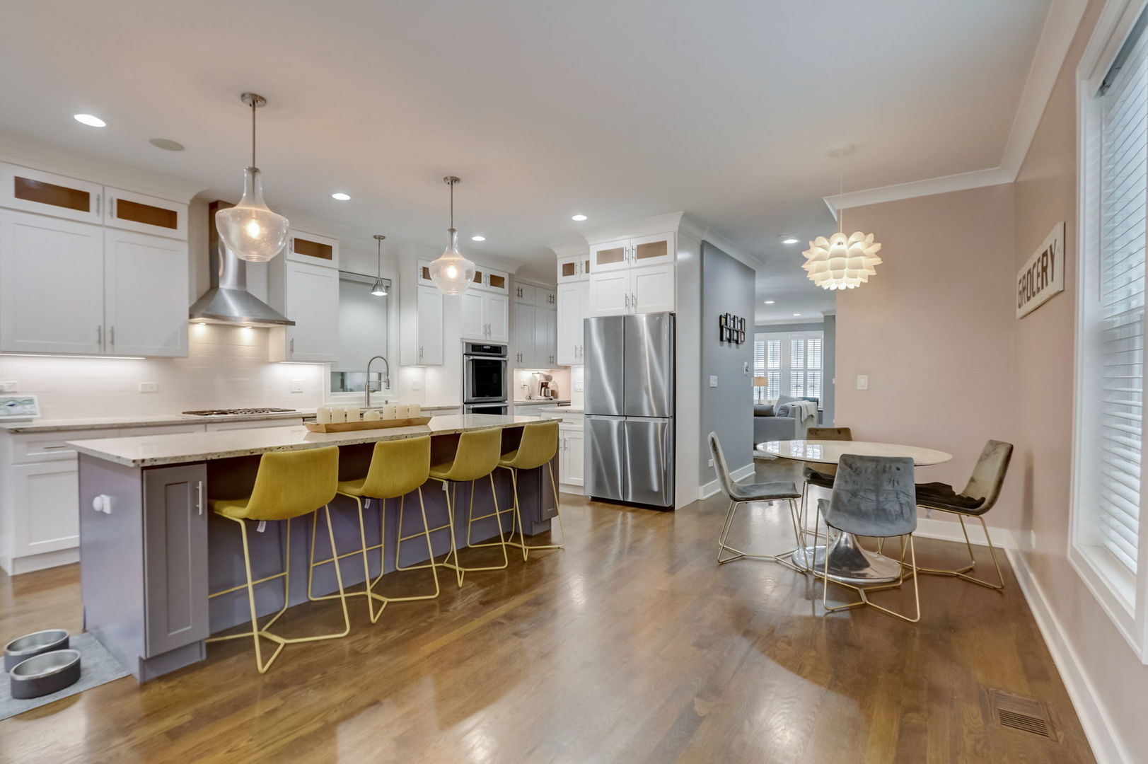 3753 N Albany Avenue