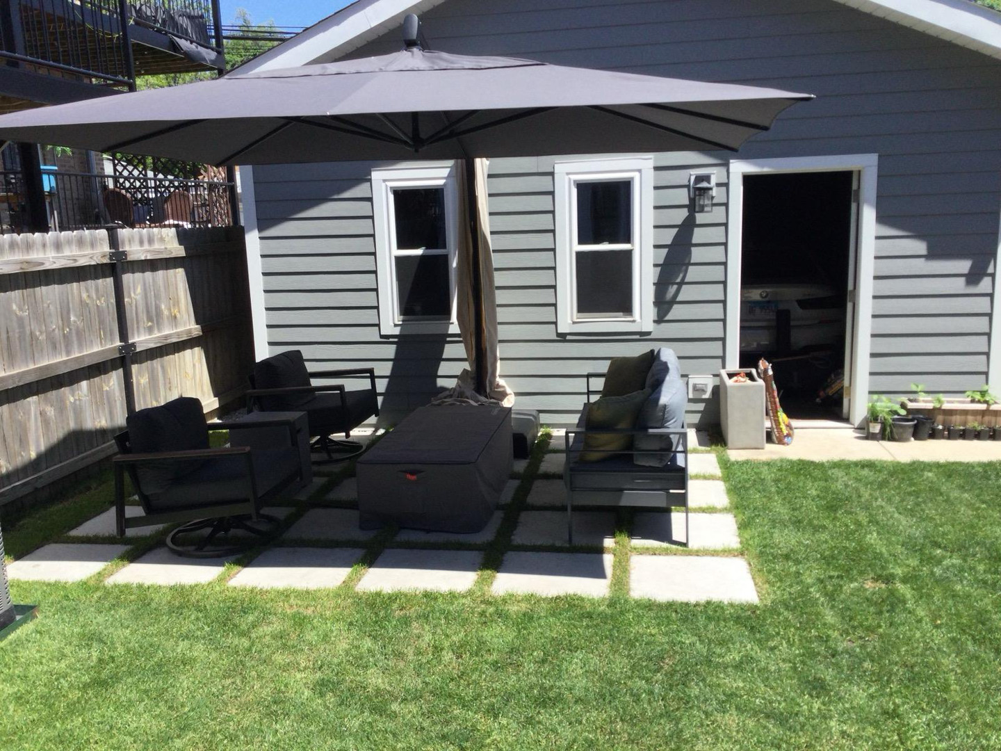 3753 N Albany Avenue