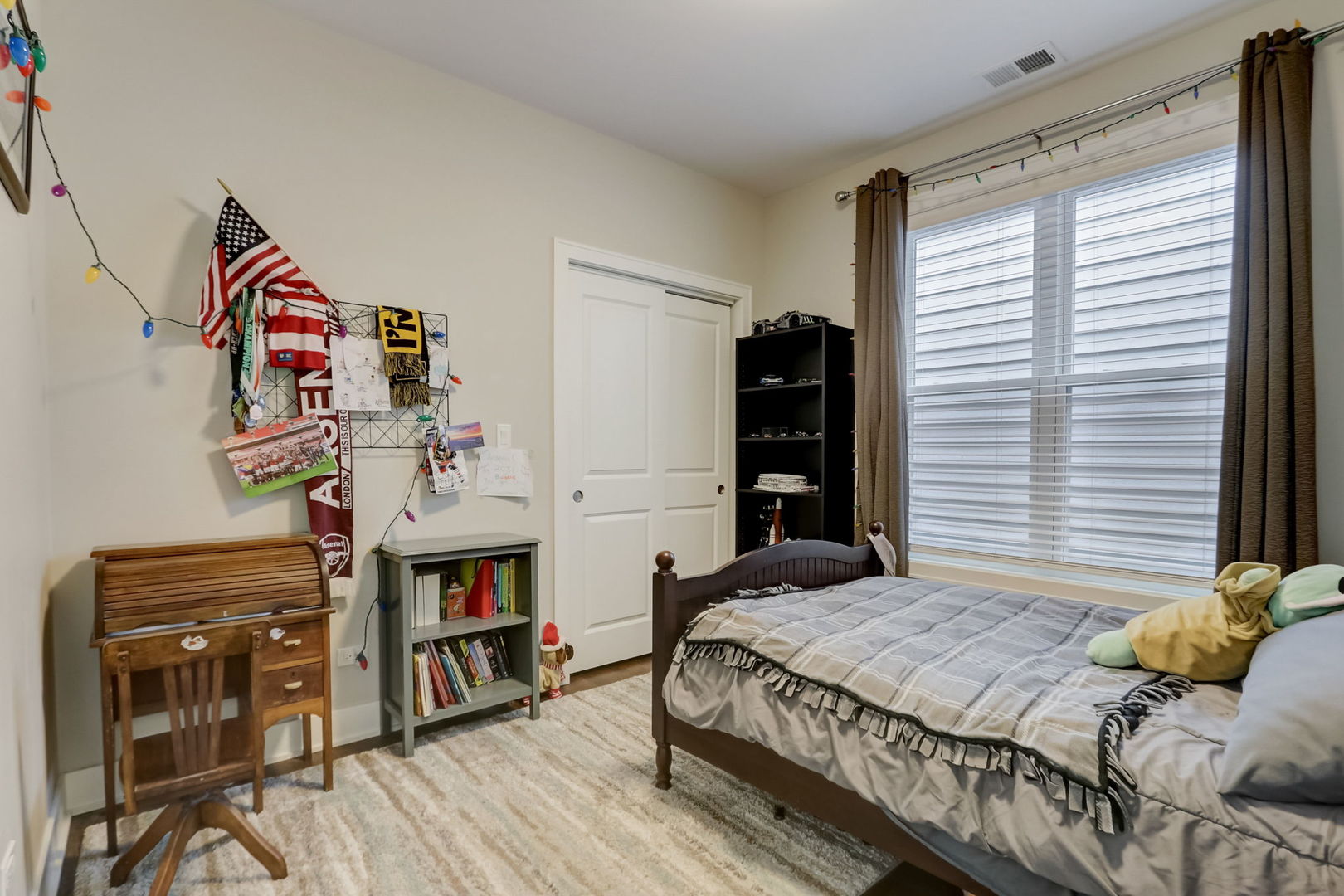 3753 N Albany Avenue