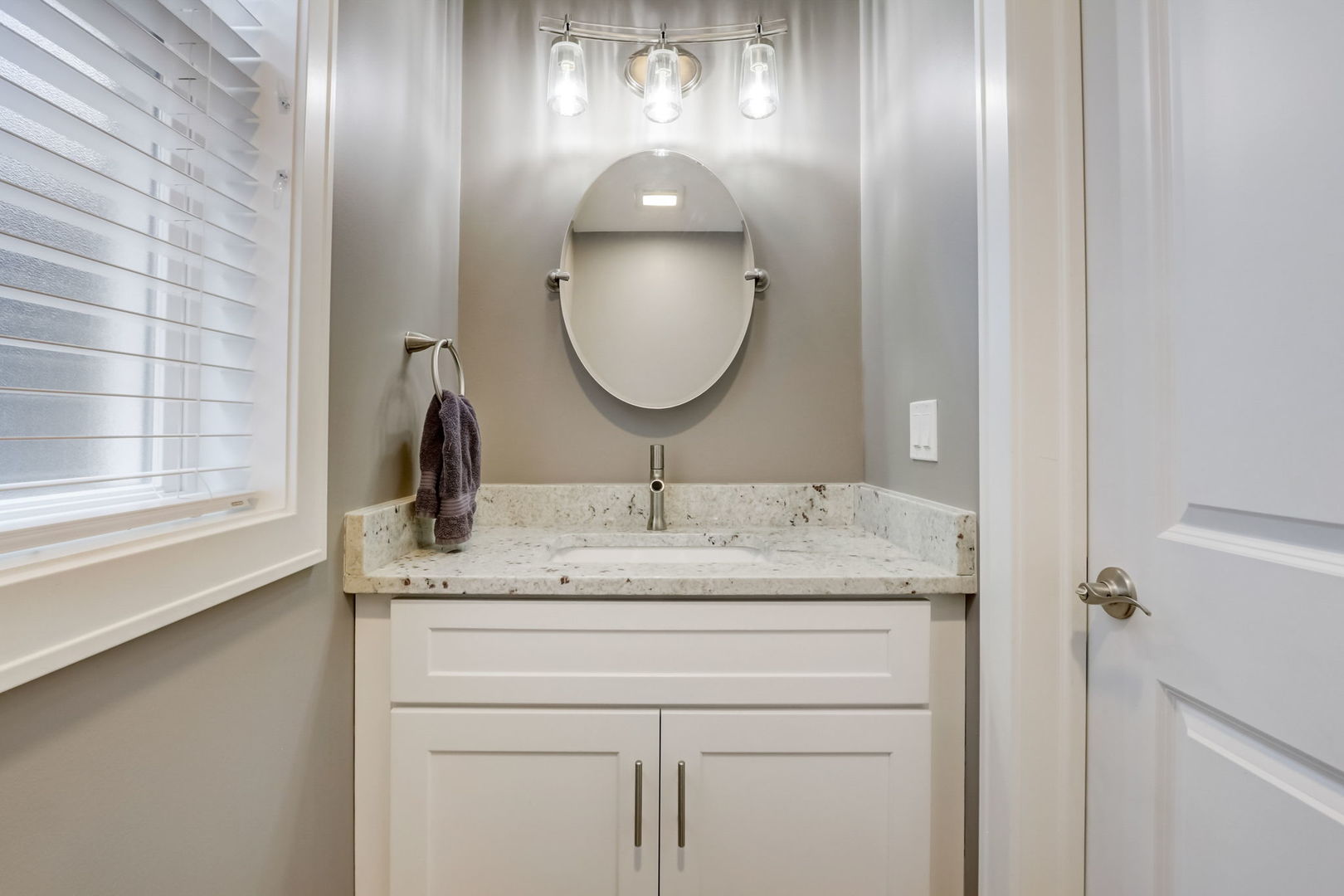 3753 N Albany Avenue