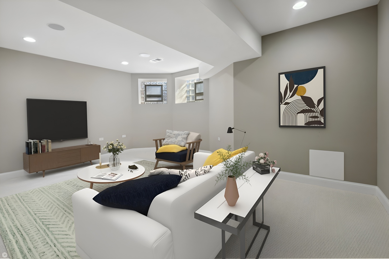 642 E 50TH Street Unit: 1E