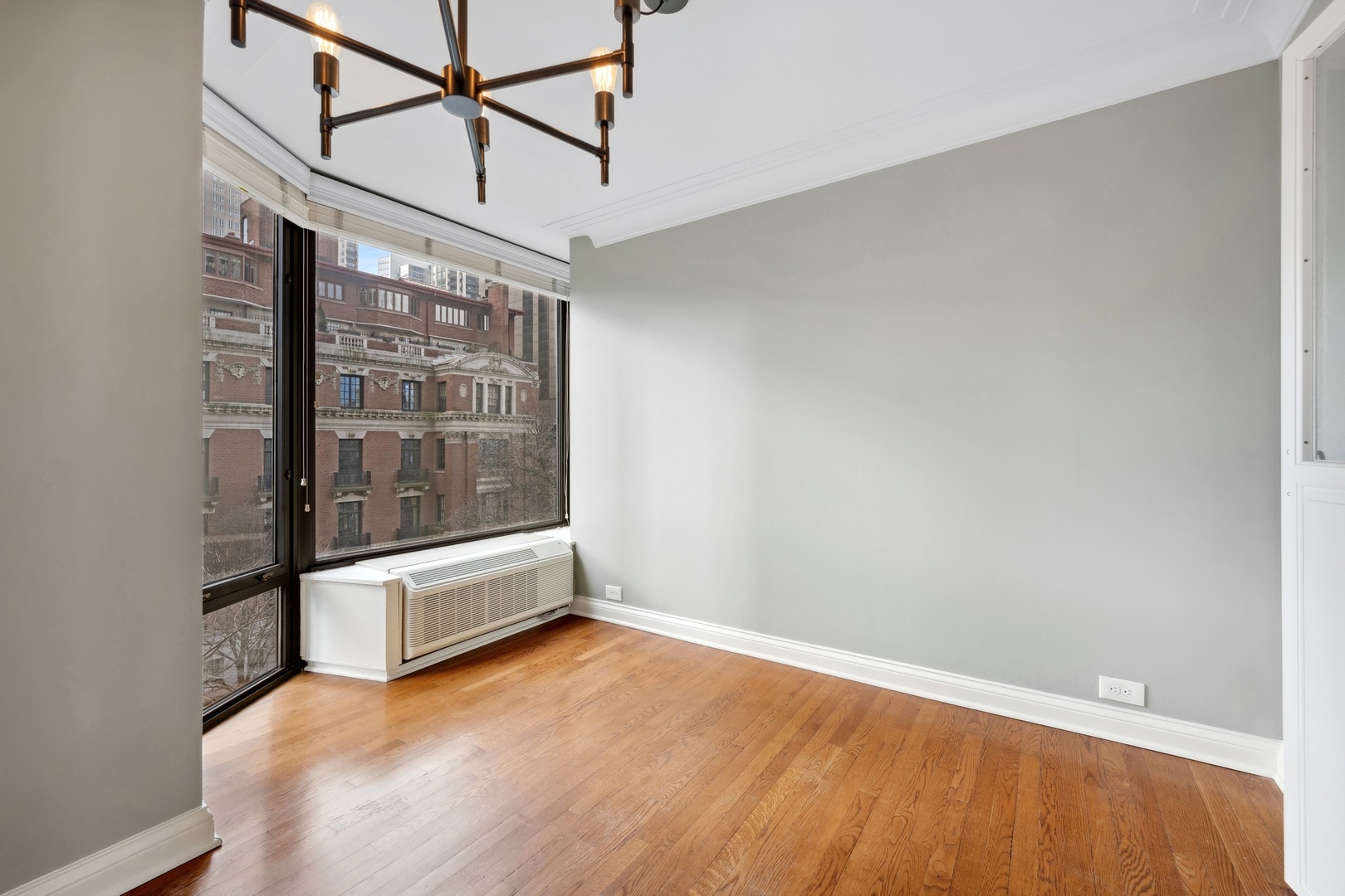 50 E Bellevue Place Unit: 503