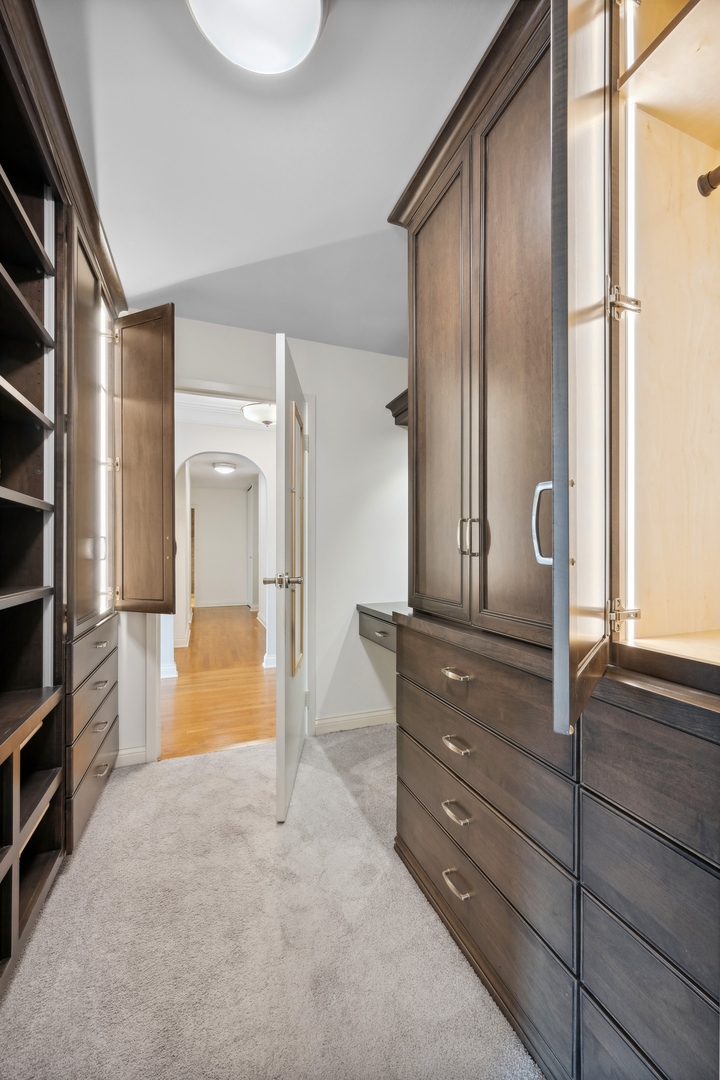 50 E Bellevue Place Unit: 503