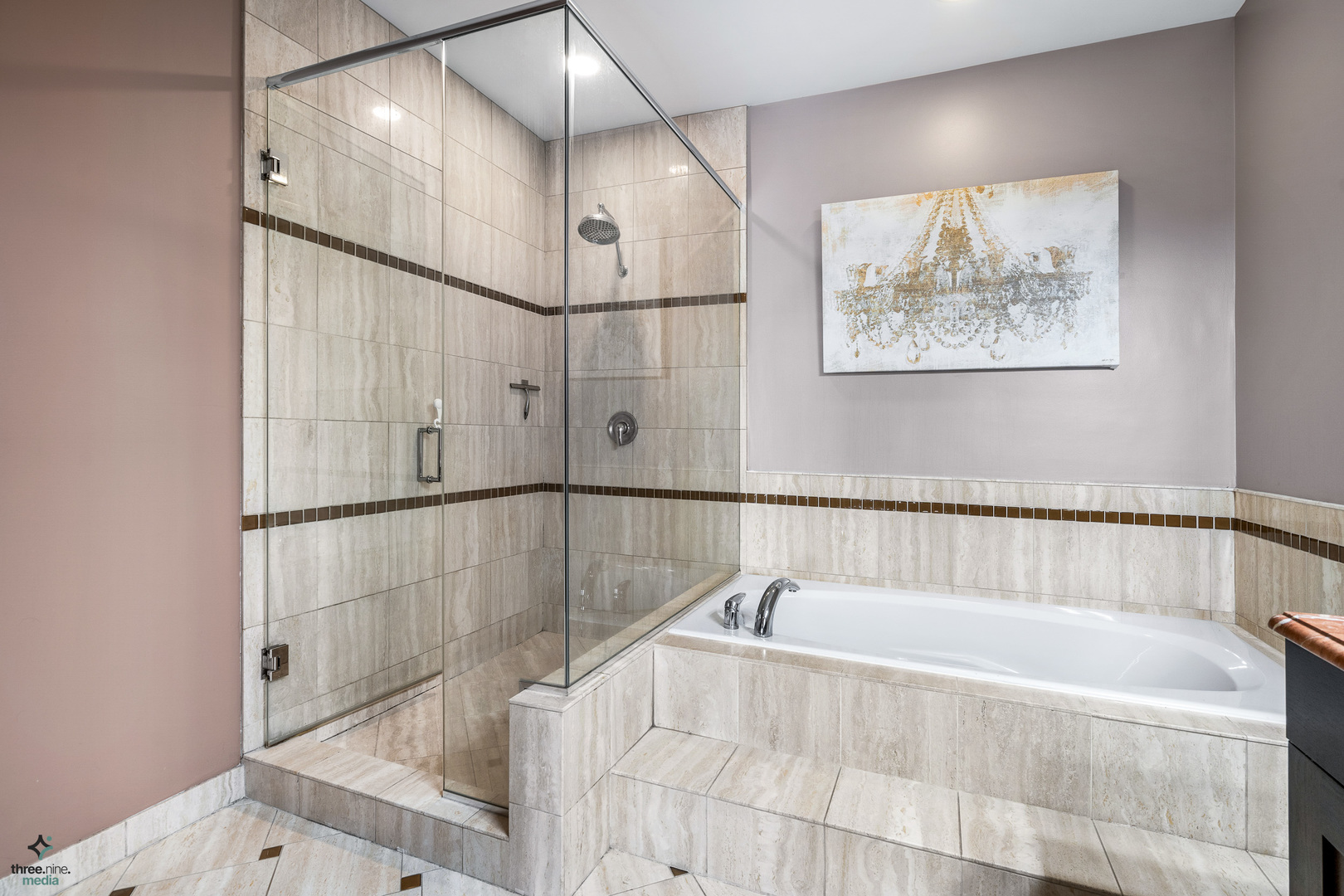 832 W 36th Street Unit: 2