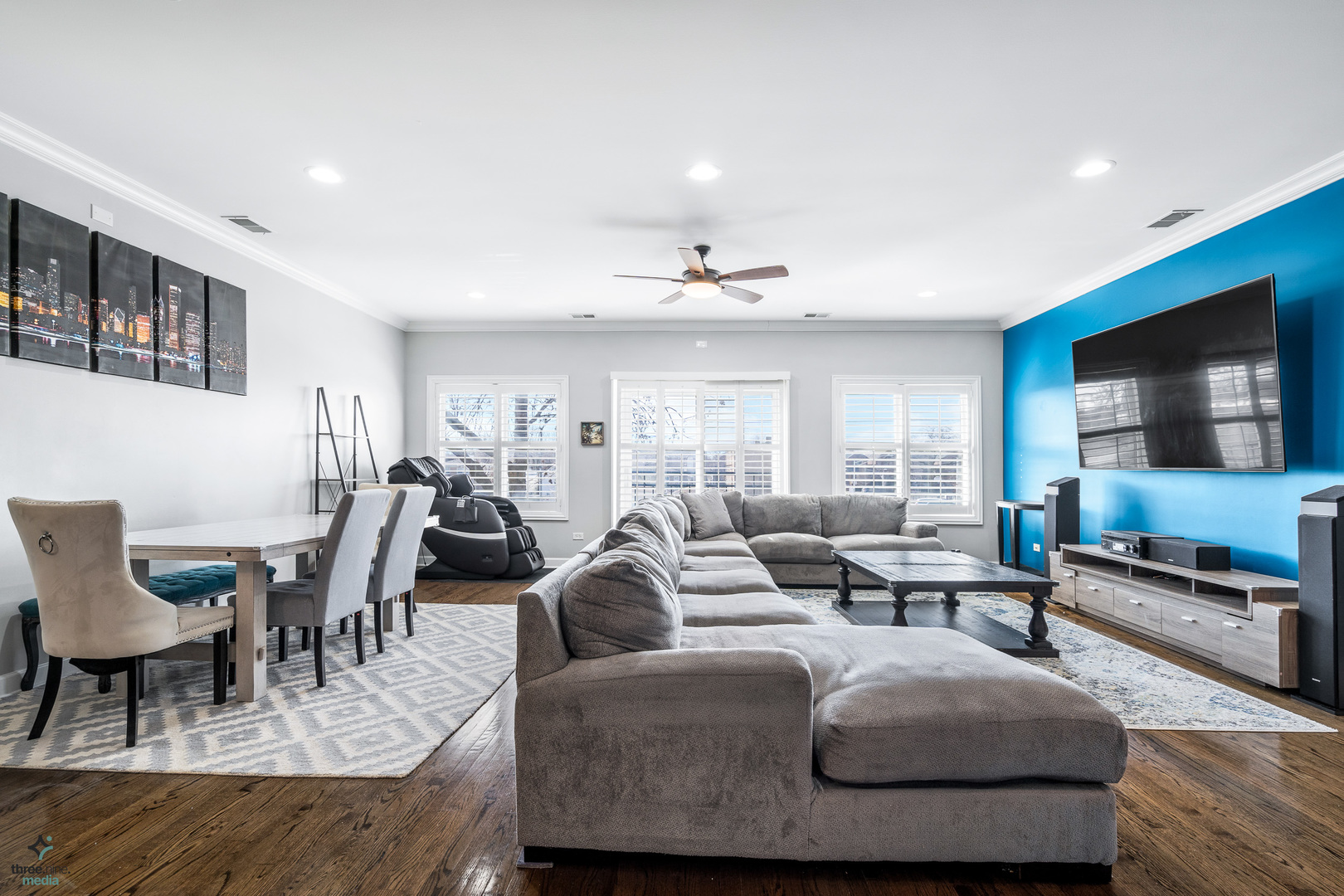 832 W 36th Street Unit: 2