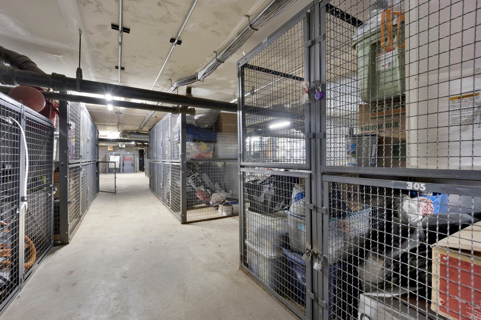 1735 W Diversey Parkway Unit: 105