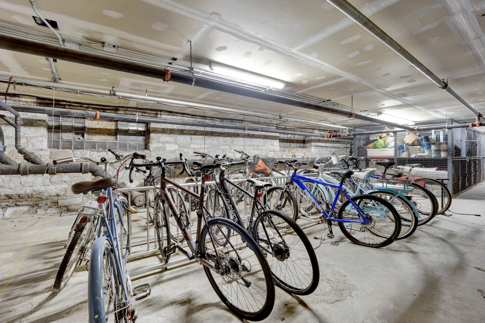 1735 W Diversey Parkway Unit: 105