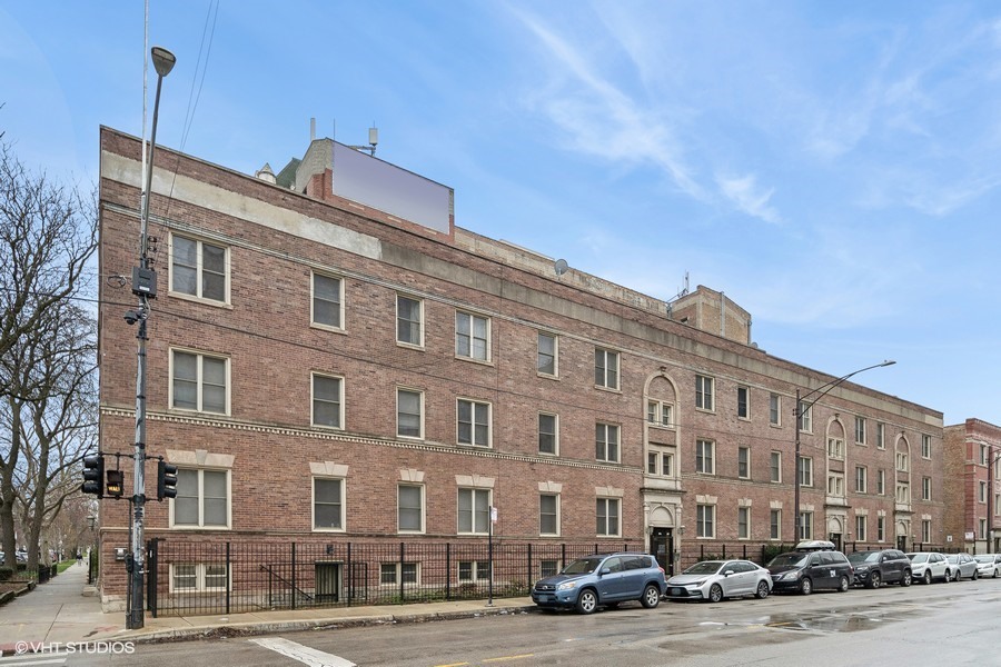 1173 E 61st Street Unit: 2