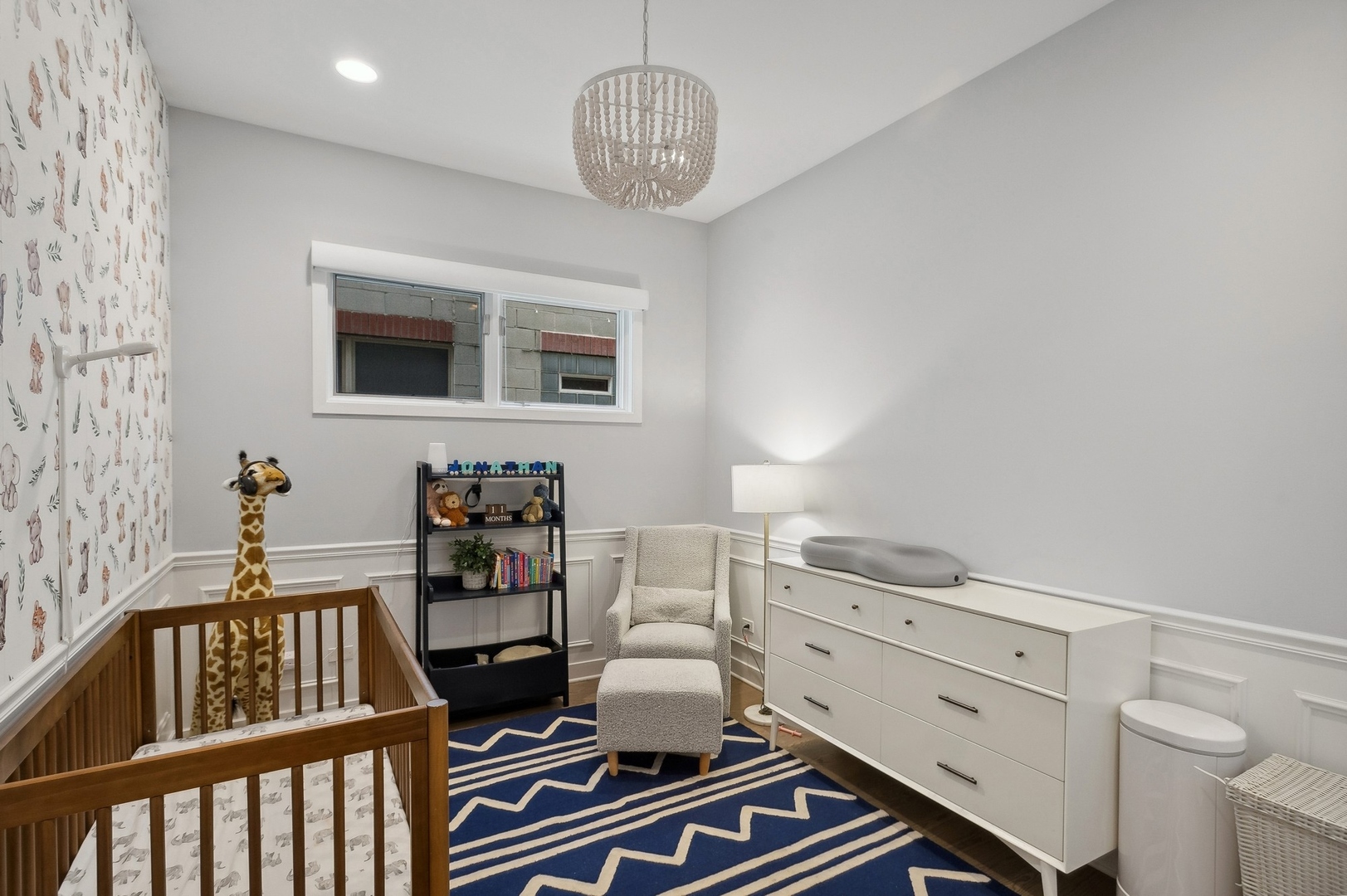 1438 N WOOD Street Unit: 1