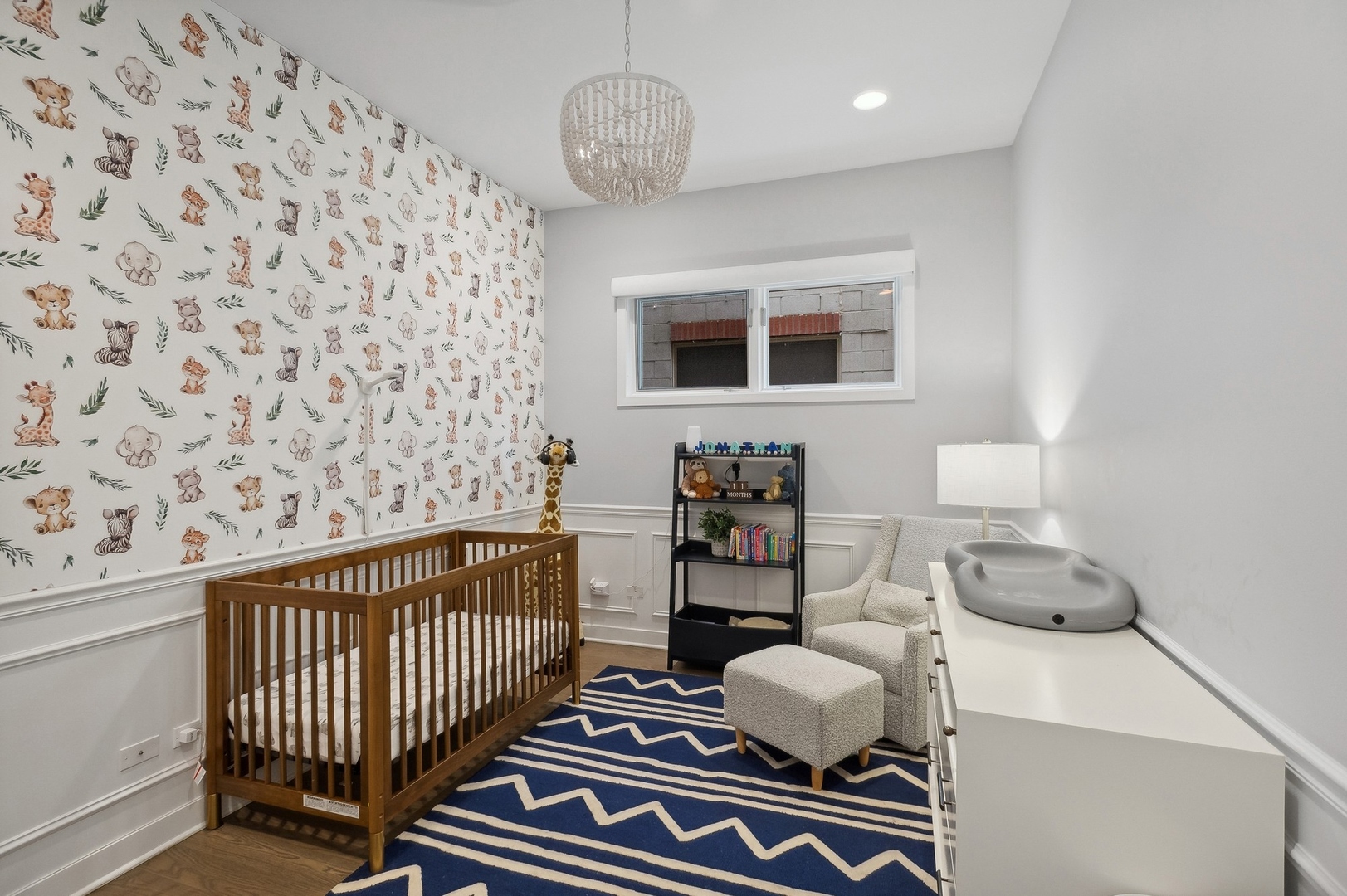 1438 N WOOD Street Unit: 1