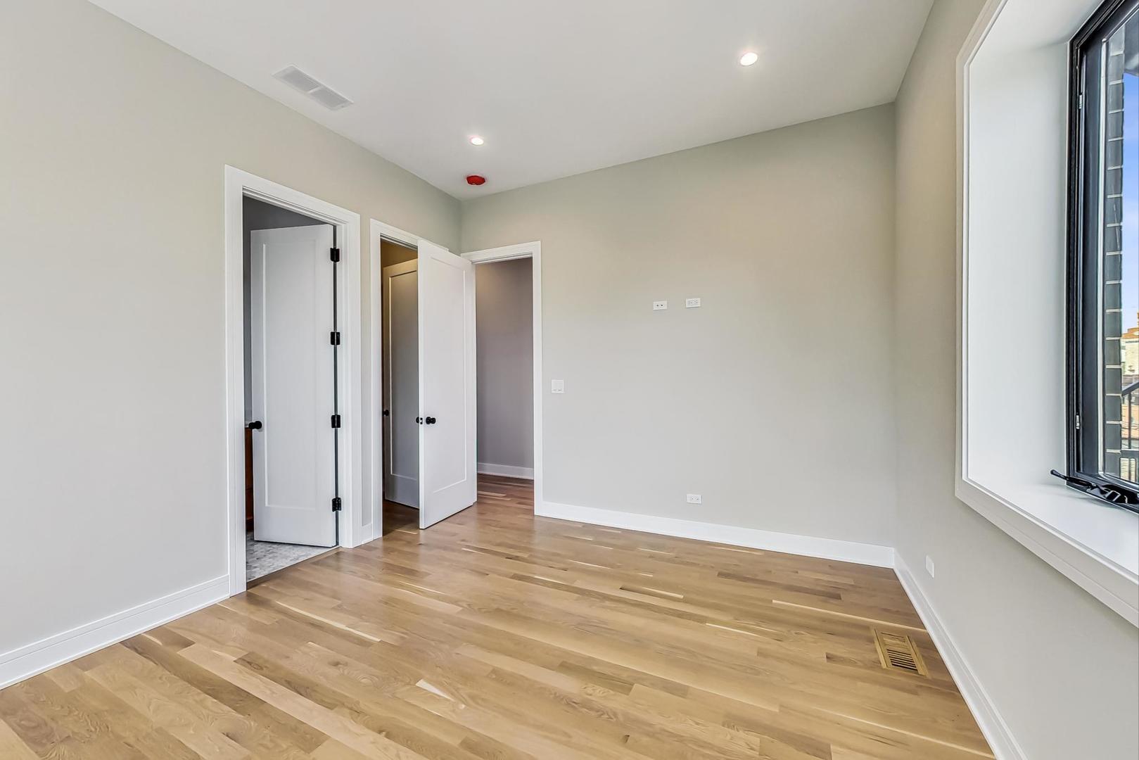 847 N Paulina Street Unit: 3