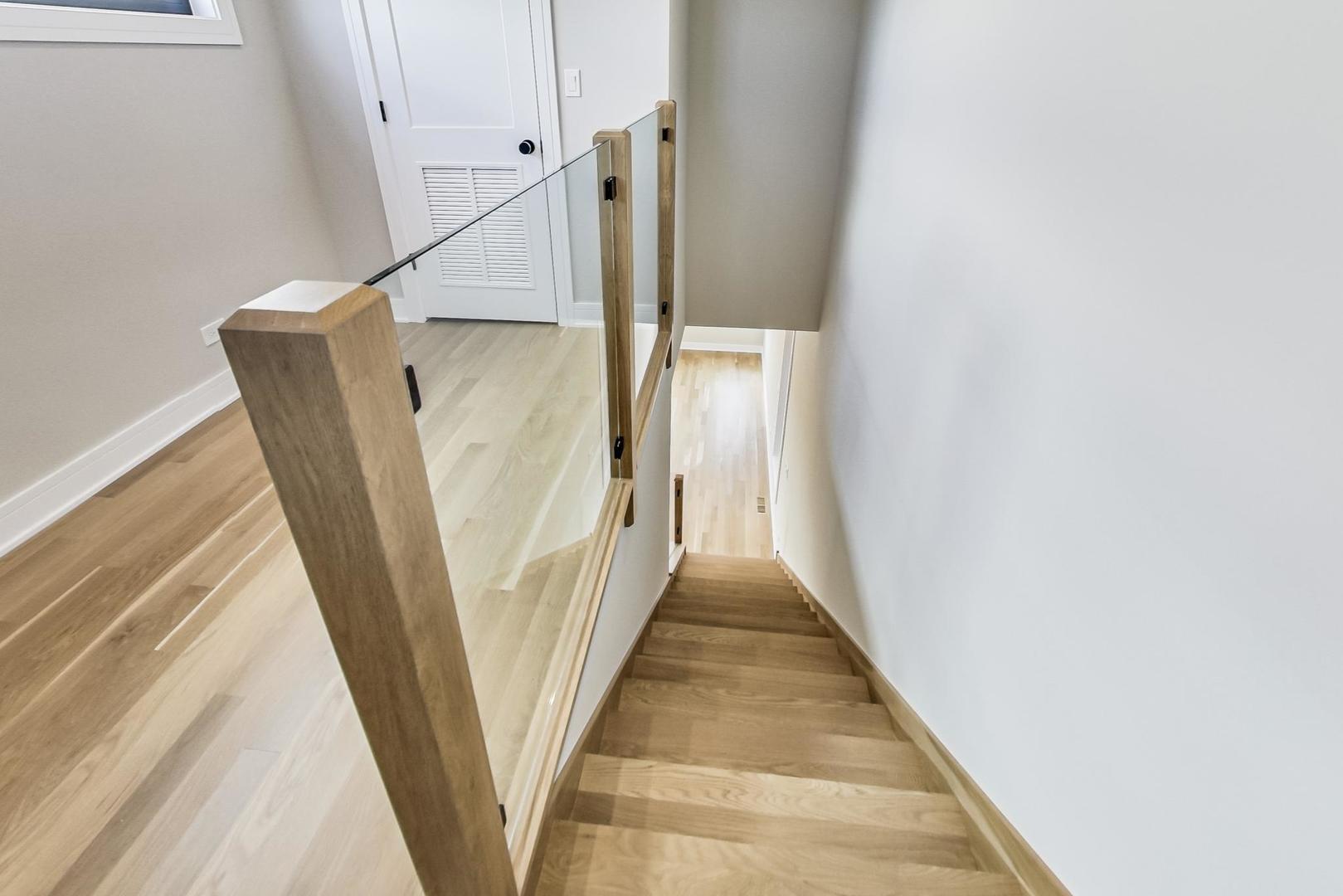 847 N Paulina Street Unit: 3