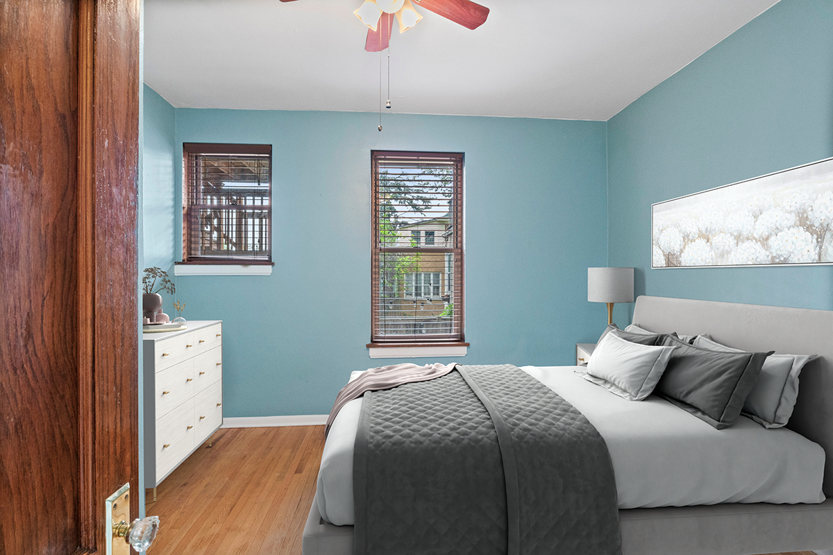 3615 W Byron Street Unit: 2A