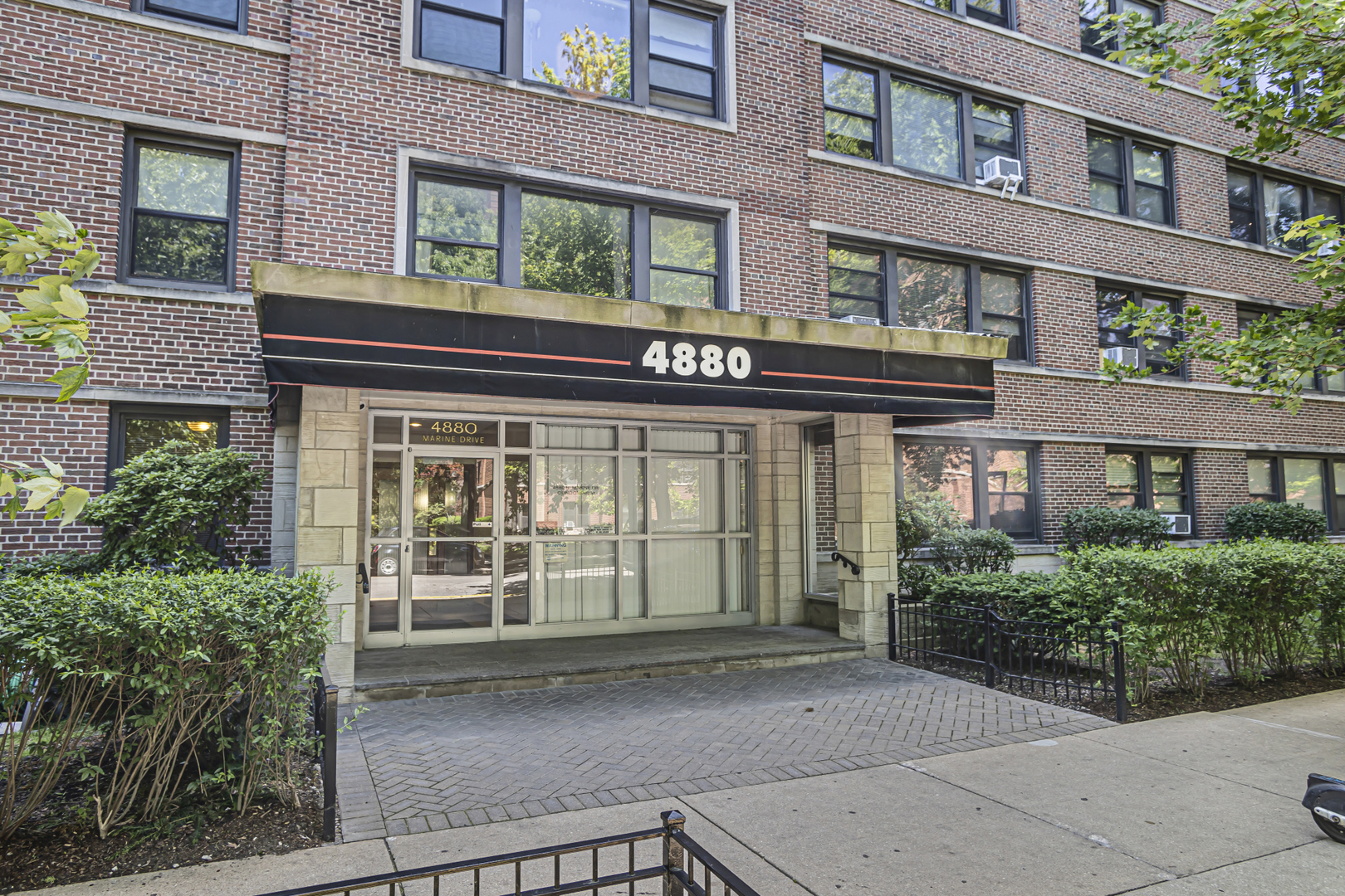 4880 N Marine Drive Unit: 608