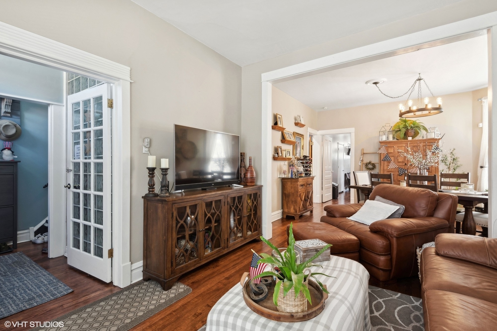 1345 N Hamlin Avenue