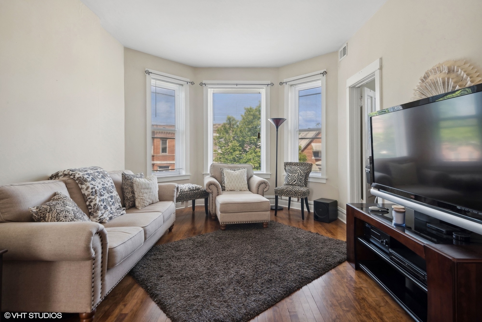 1345 N Hamlin Avenue