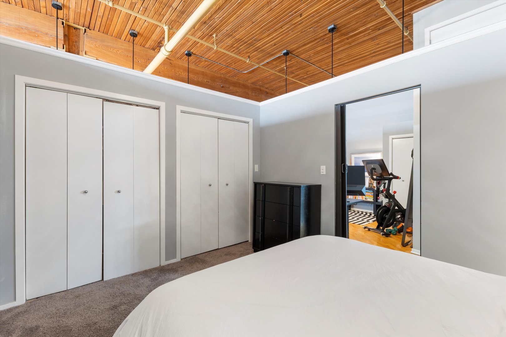 1801 S Michigan Avenue Unit: 604