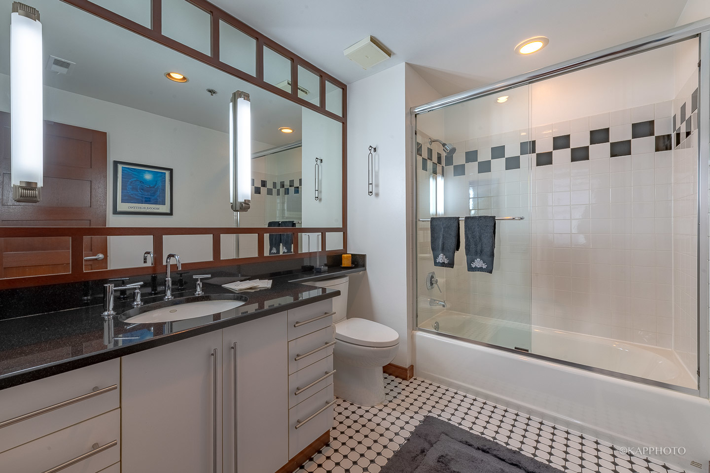 1017 W Washington Boulevard Unit: 5C