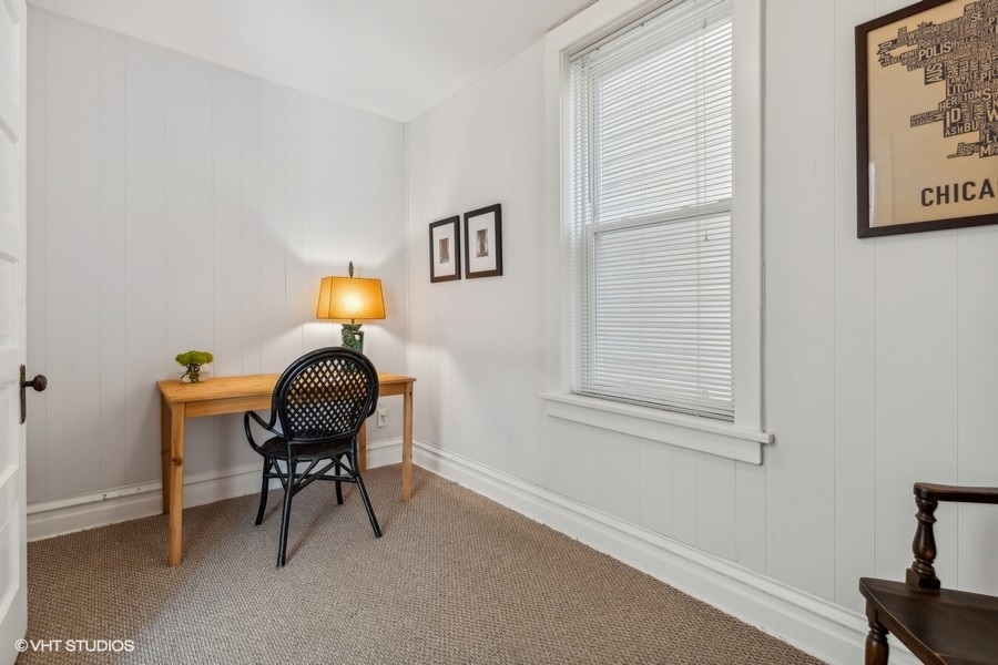 2930 N Gresham Avenue