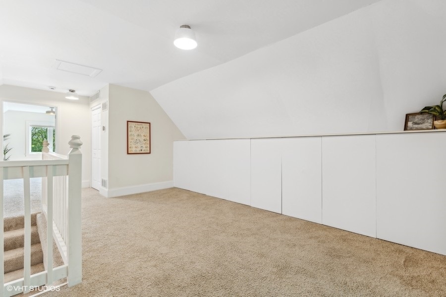 2930 N Gresham Avenue