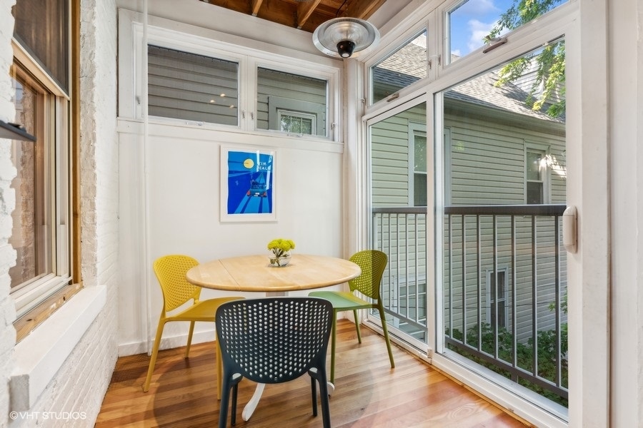 2930 N Gresham Avenue