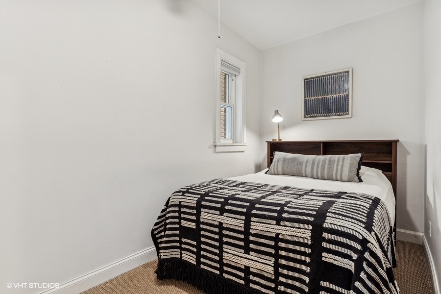 2930 N Gresham Avenue