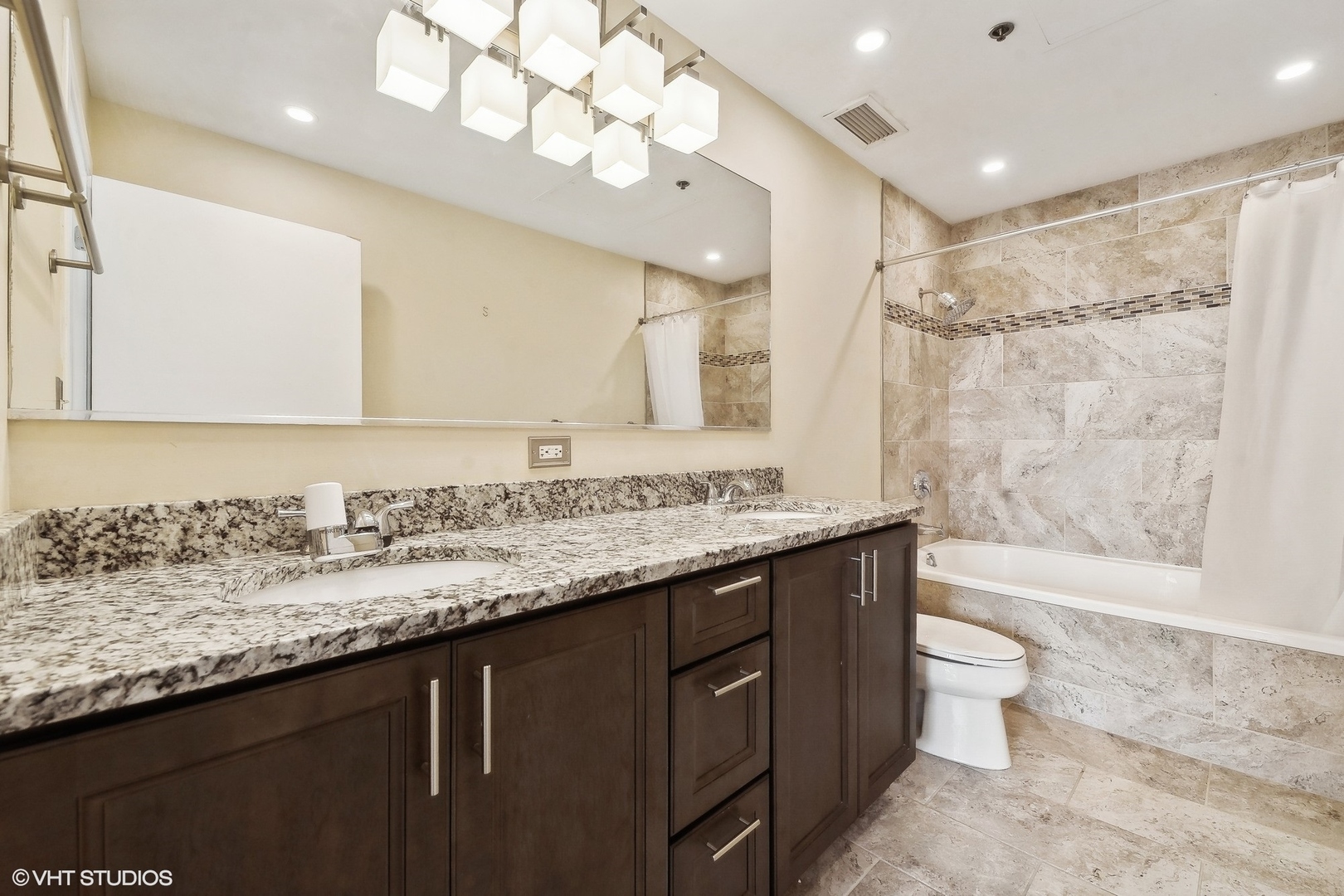 3500 S Sangamon Street Unit: 308