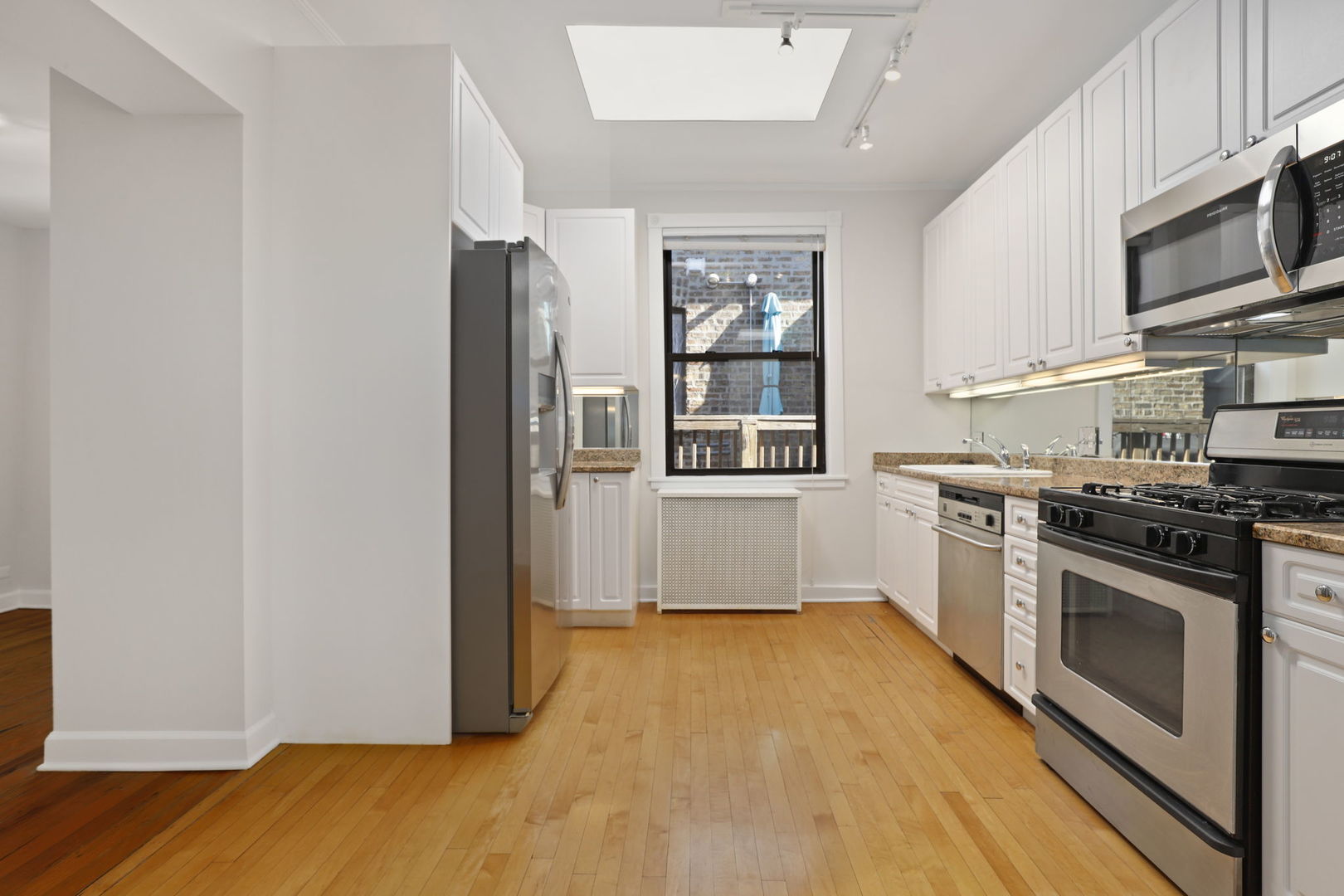 5924 N Paulina Street Unit: 3E