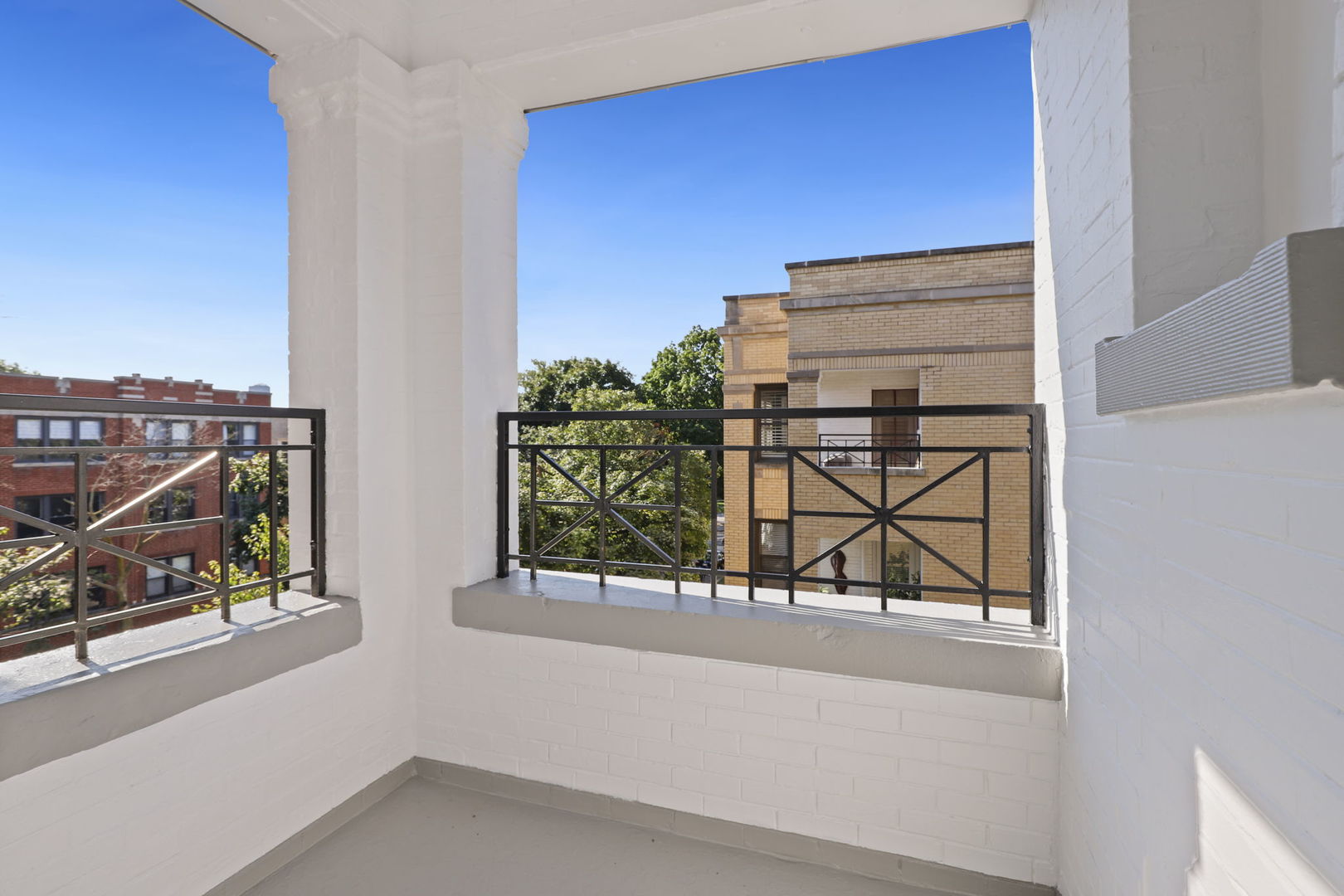5924 N Paulina Street Unit: 3E