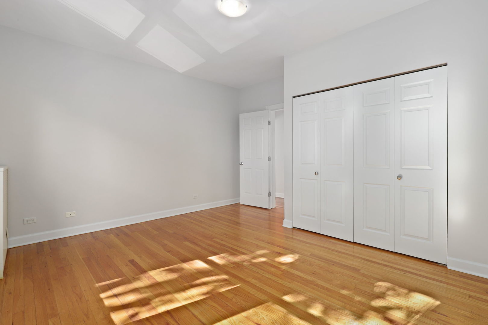 5924 N Paulina Street Unit: 3E