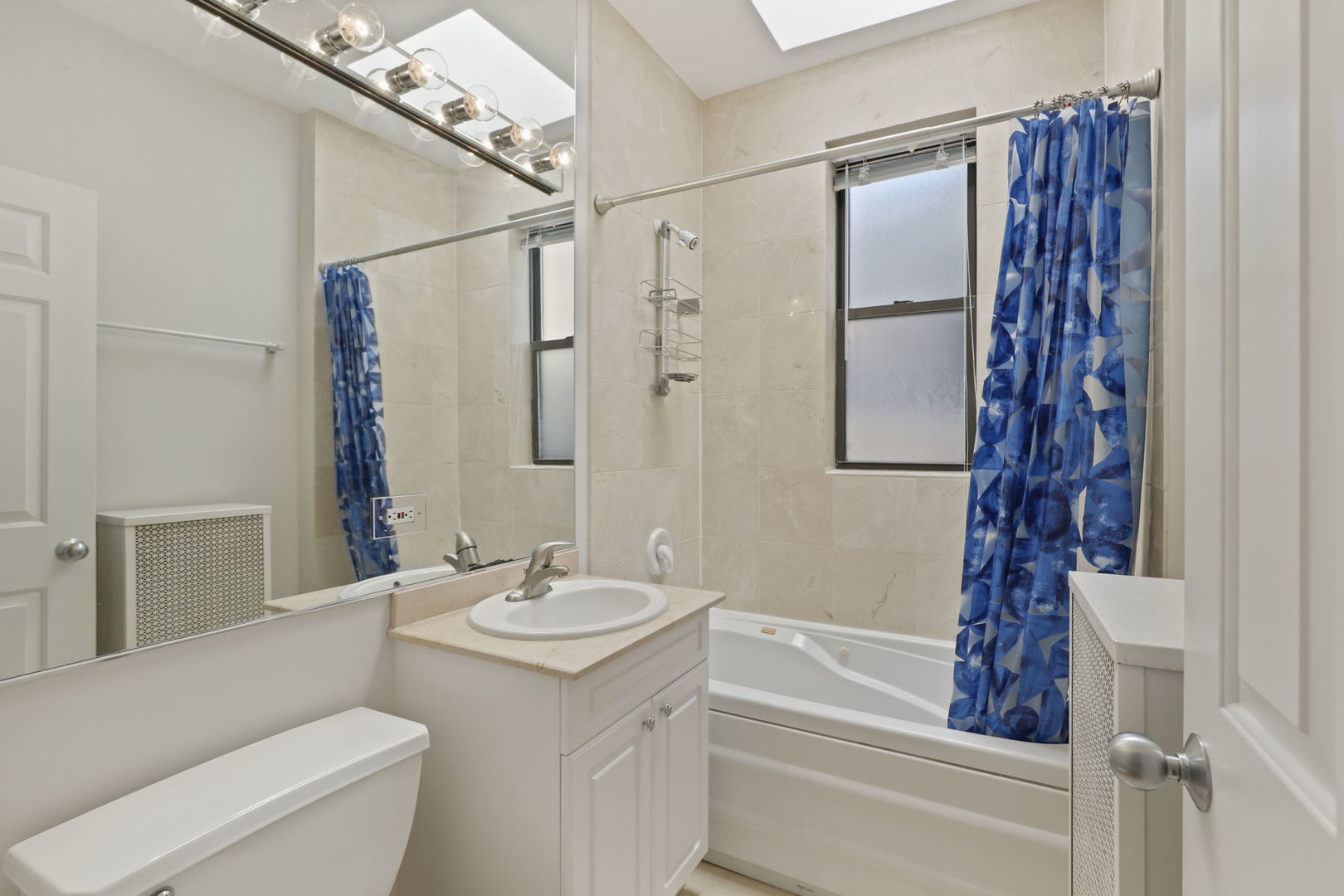 5924 N Paulina Street Unit: 3E