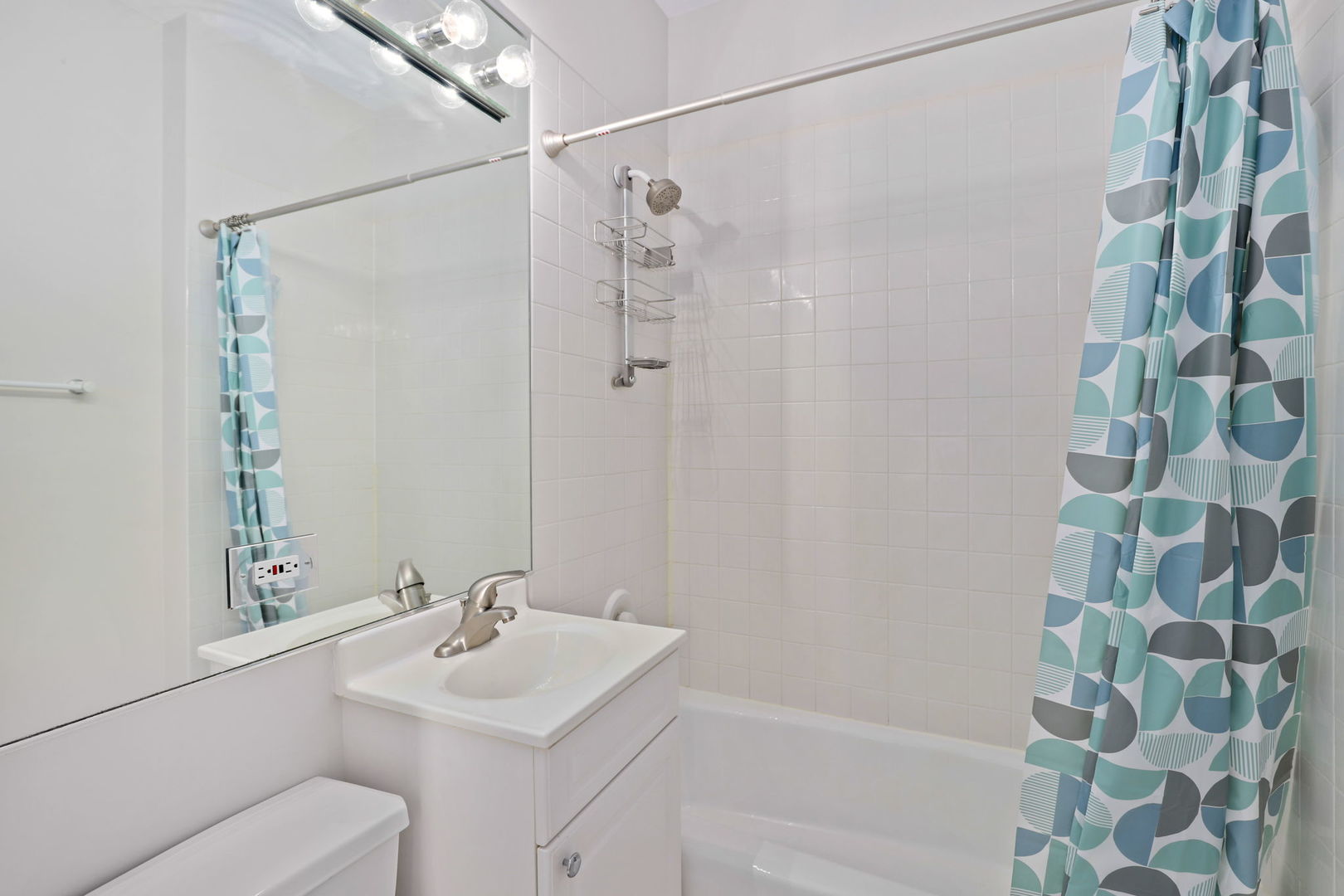 5924 N Paulina Street Unit: 3E