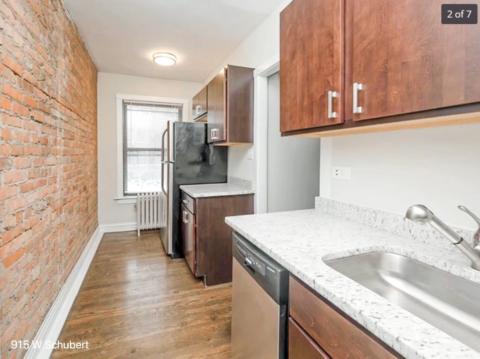 925 W Schubert Avenue Unit: 1C