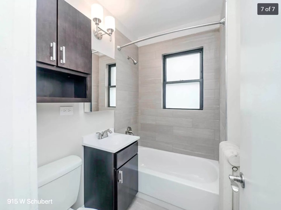 925 W Schubert Avenue Unit: 1C