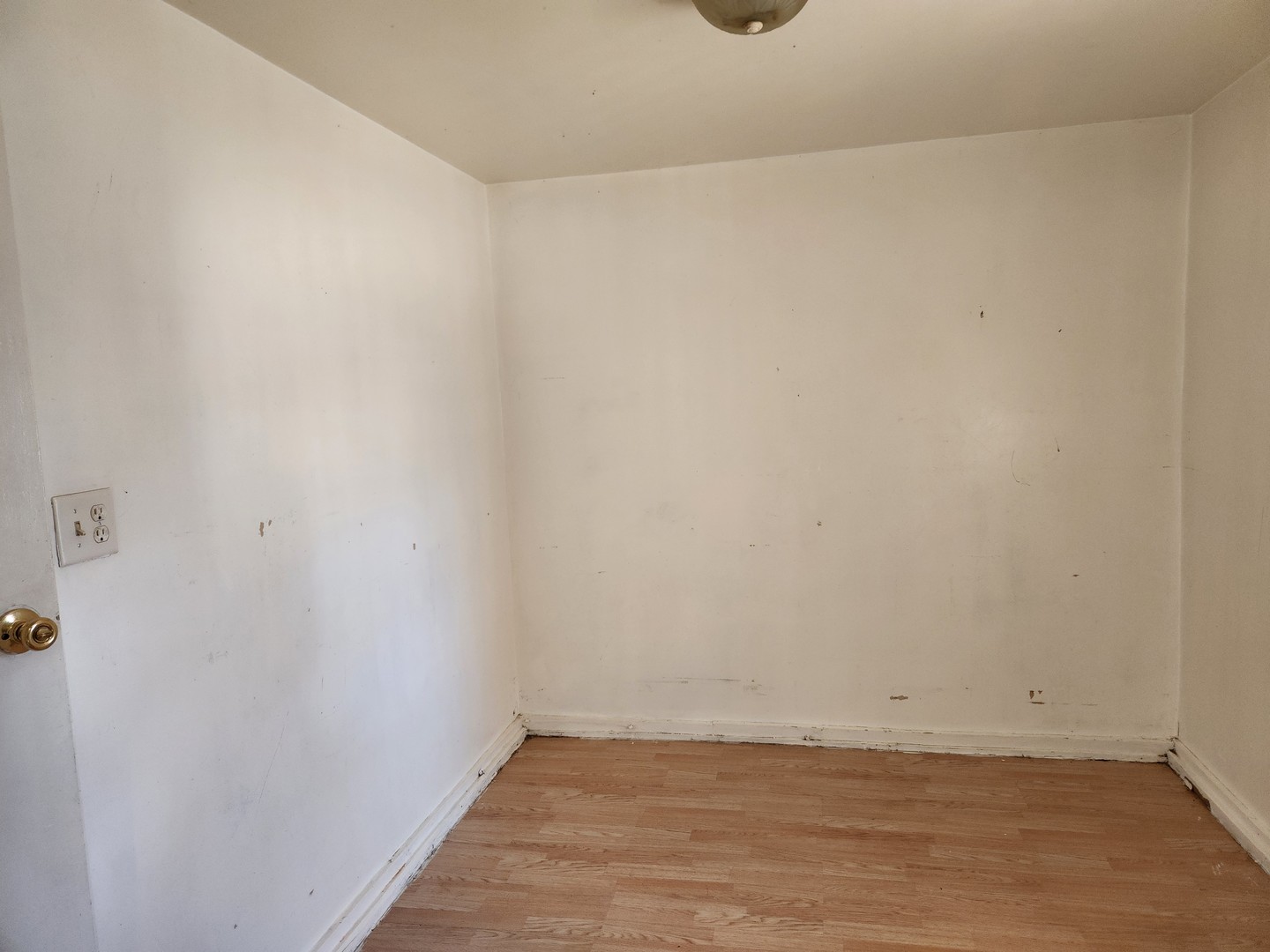 312 N Hamlin Avenue
