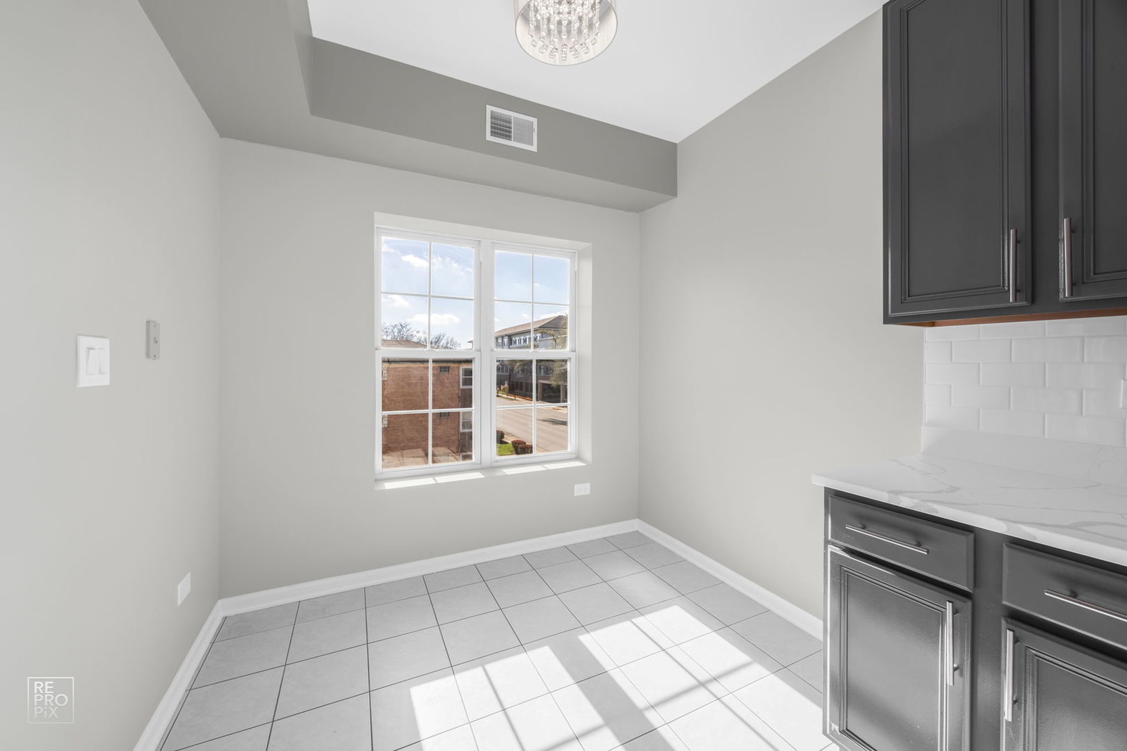 1135 Schneider Avenue Unit: 3B
