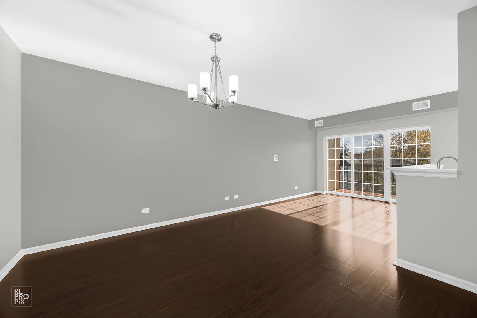 1135 Schneider Avenue Unit: 3B