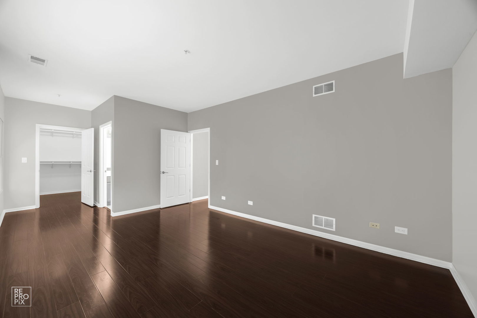 1135 Schneider Avenue Unit: 3B